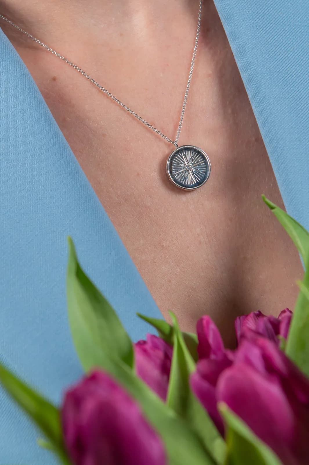 Medaglione Sogno Stellato in argento 925 indossato